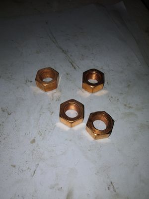 Nueces de cilindro con certificación ISO9001 y grandes ahorros