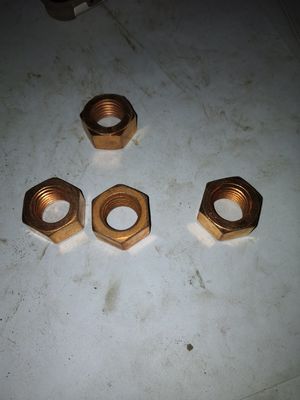 Nueces de cilindro con certificación ISO9001 y grandes ahorros