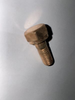 03.53B Partes del motor Cabeza del cilindro Torsión de escape Componente estándar